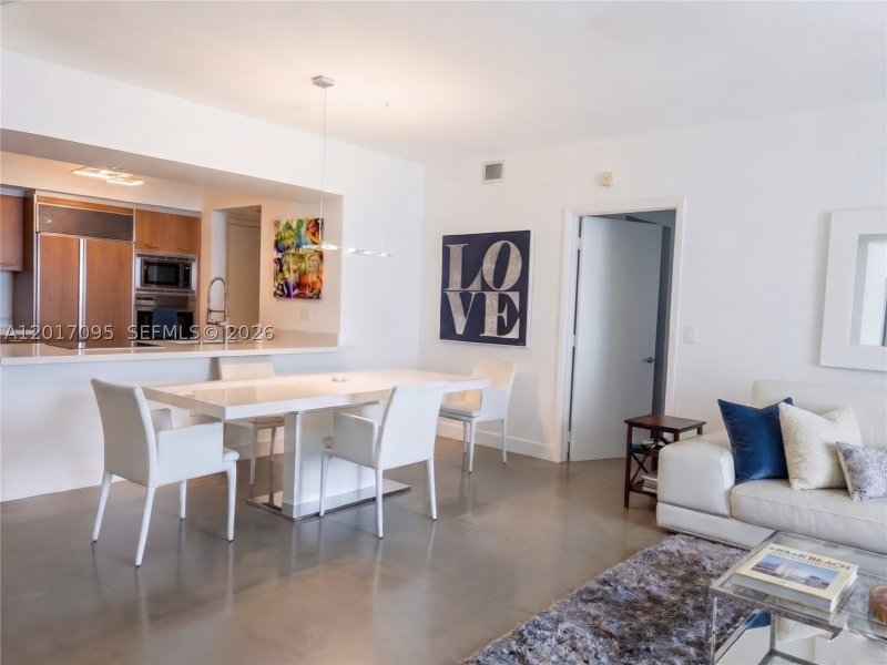 Condo for sale at Murano Grande 1709
