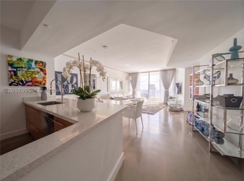 Condo for sale at Murano Grande 1709