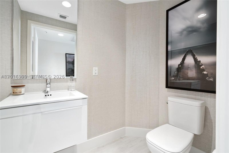 Comprar apartamento no Marina Palms Yacht Club 209