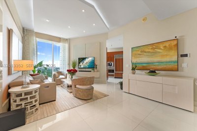Comprar apartamento no Trump Tower Three 3605