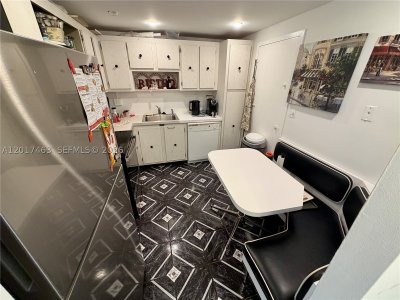 Comprar apartamento en Hallmark of Hollywood 1208