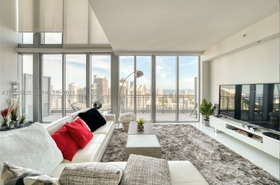 Aluguel de apartamento no Mint at Riverfront 5203