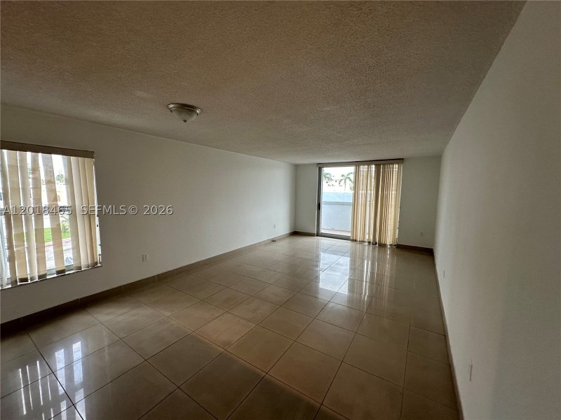 Condo for sale at Fountain Tower 305