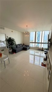 Comprar apartamento en Met 1 T-3212
