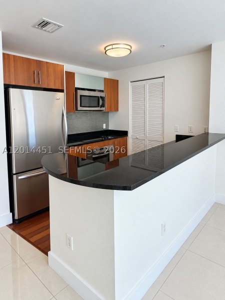 Comprar apartamento no Met 1 T-3212