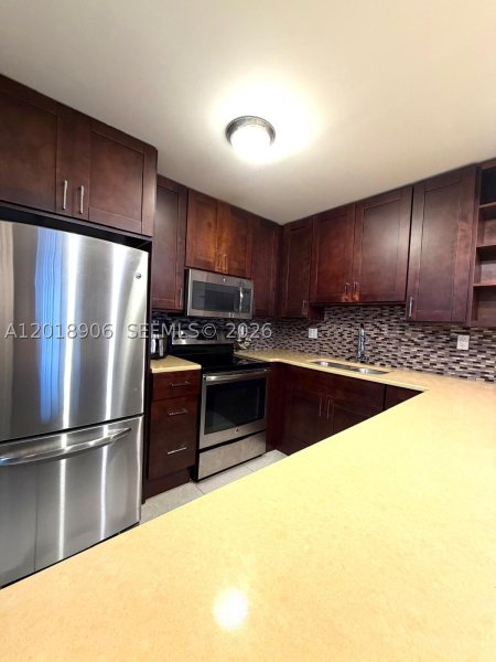 Apartment for rent at Olympus Towers 920 (AVAILAB