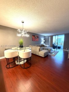 Aluguel de apartamento no Olympus Towers 920 (AVAILAB
