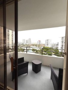 Aluguel de apartamento no Olympus Towers 920 (AVAILAB
