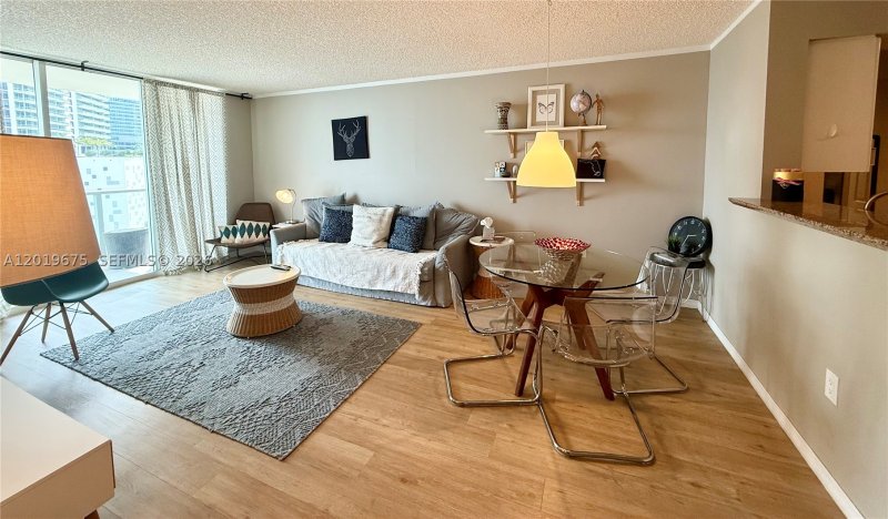 Aluguel de apartamento no Mark on Brickell 1205