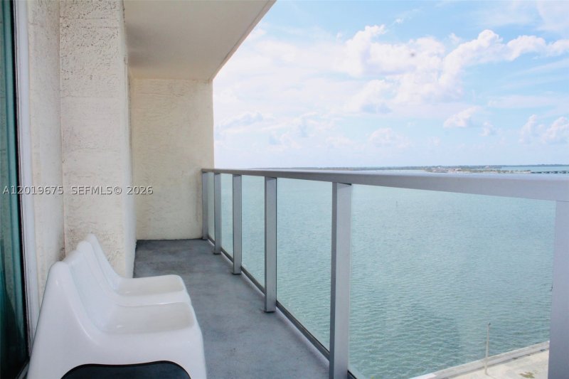 Aluguel de apartamento no Mark on Brickell 1205