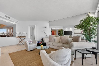 Comprar apartamento en North Tower at The Point 2409