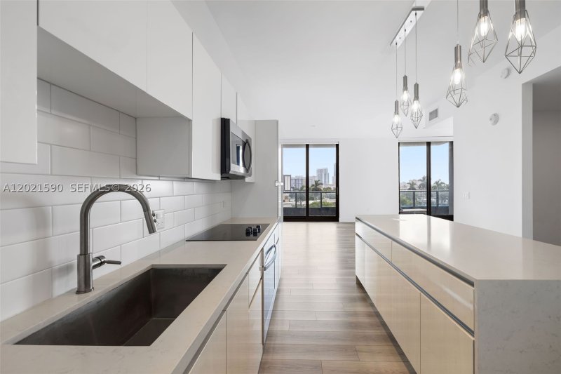 Apartment for rent at Mondrian Hallandale 410