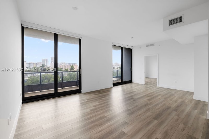 Apartment for rent at Mondrian Hallandale 410