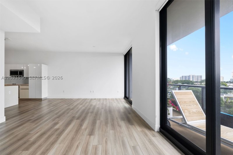 Apartment for rent at Mondrian Hallandale 410