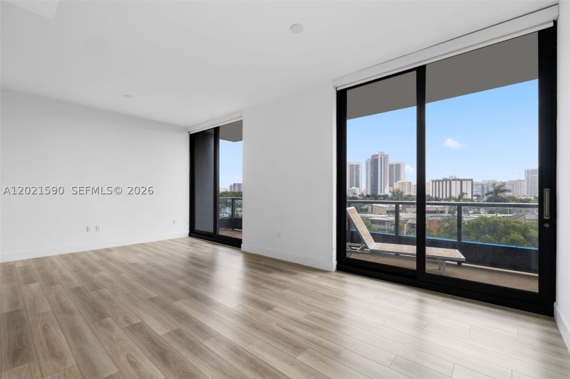 Apartment for rent at Mondrian Hallandale 410