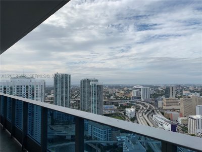 Aluguel de apartamento no Epic Miami 4212