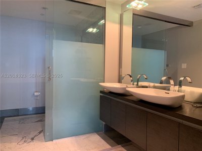 Aluguel de apartamento no Epic Miami 4212
