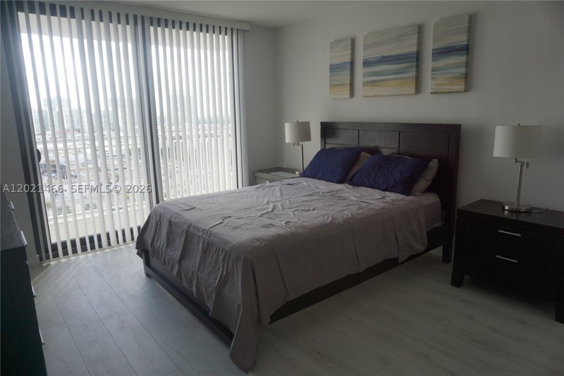 Apartment for rent at Winston Towers 1904