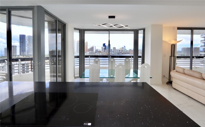 Condo for sale at Mystic Pointe 500 2510