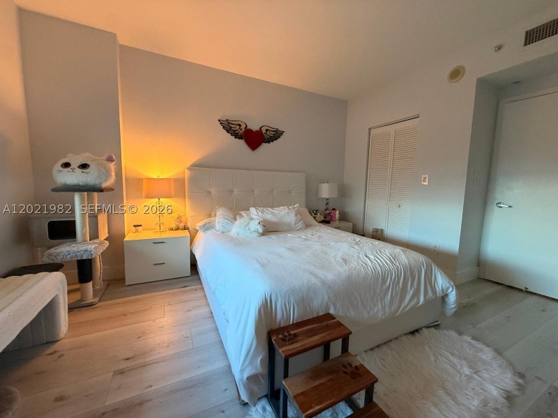 Condo for sale at One Miami East Tower 2024