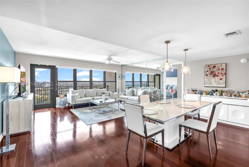 Apartment for rent at The Tower at Port Royale 2103