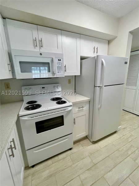 Apartment for rent at University Inn 2217