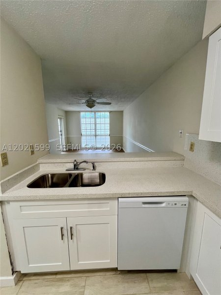 Apartment for rent at University Inn 2217