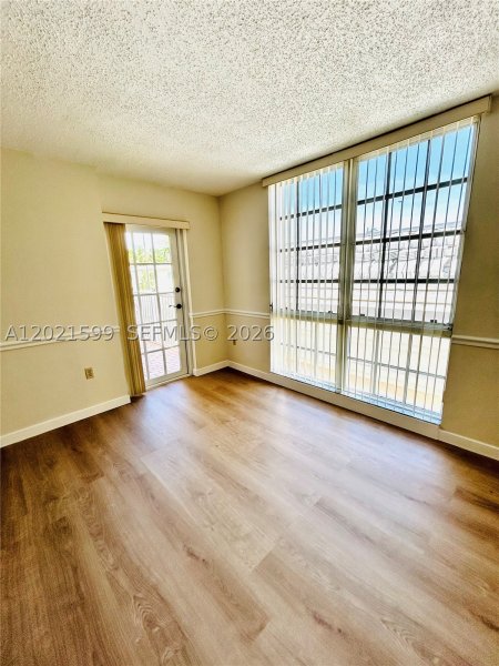 Apartment for rent at University Inn 2217