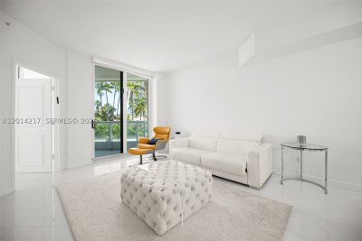 Comprar apartamento no Atlantic Three at The Point 302