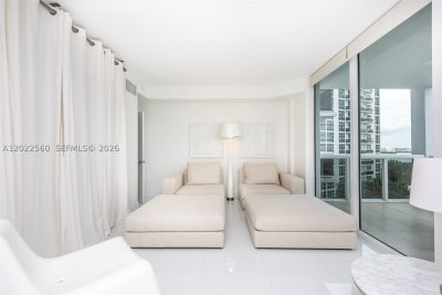 Aluguel de apartamento no Harbour House 706