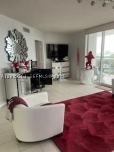Aluguel de apartamento no La Gorce Palace 1206