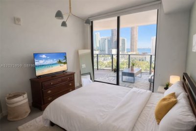 Comprar apartamento no Canvas 1605