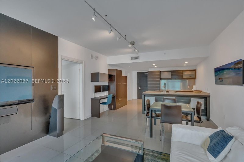 Apartment for rent at Epic Miami 3911