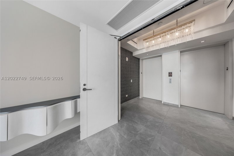 Alquiler de apartamento en Turnberry Ocean Club 1804