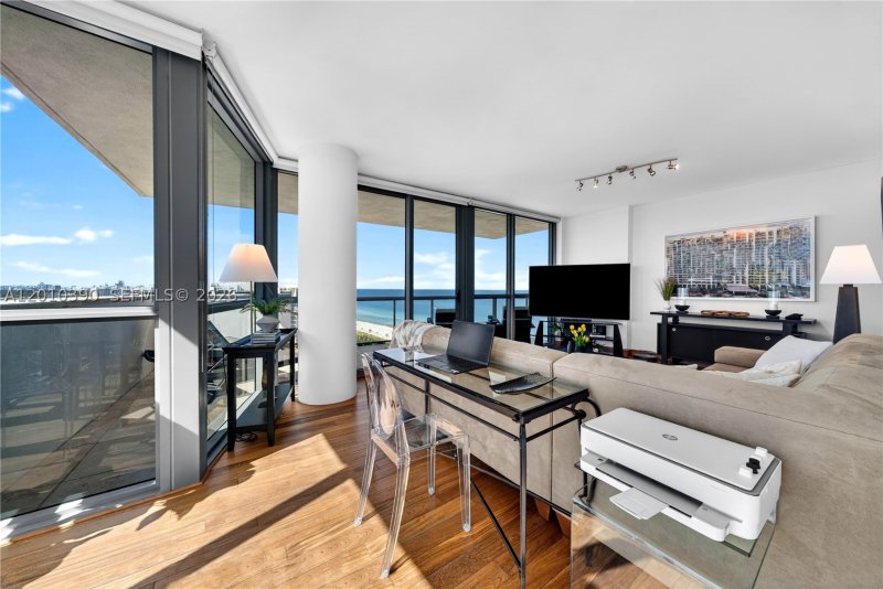 Apartment for rent at Setai 2601