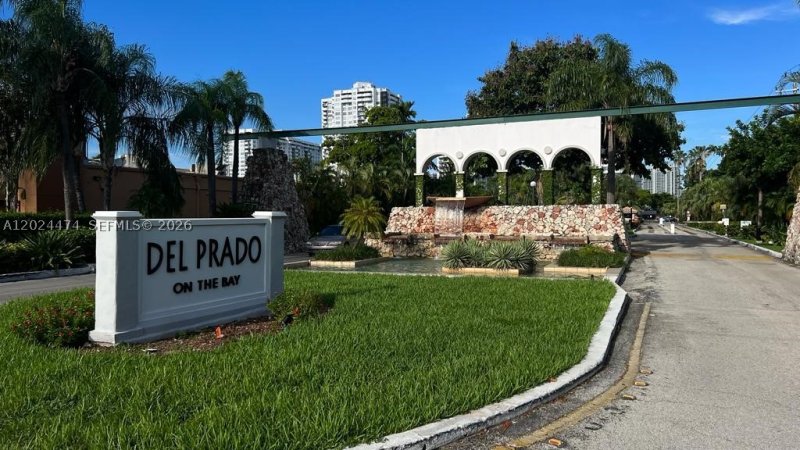 Condo for sale at Del Prado South Tower 1404