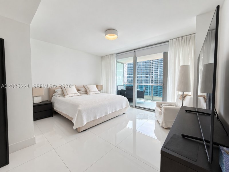 Apartment for rent at Epic Miami 4104