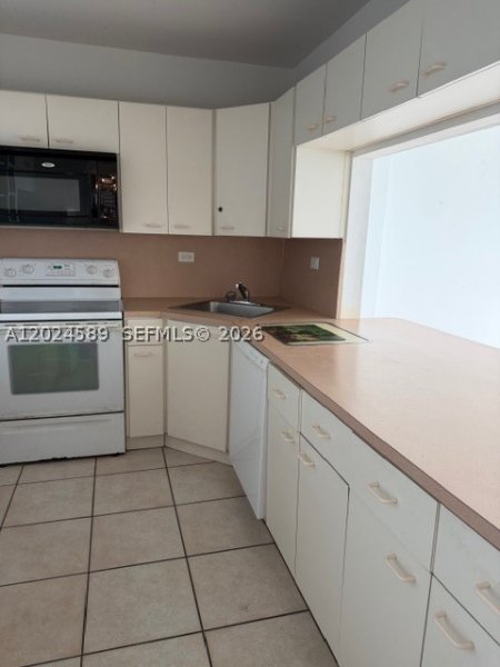 Apartment for rent at Pavilion 607