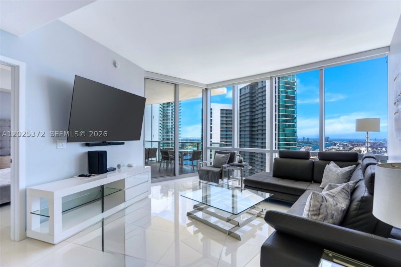 Condo for sale at Paramount Miami WorldCenter 3909