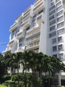 Brickell Biscayne Apt #15F