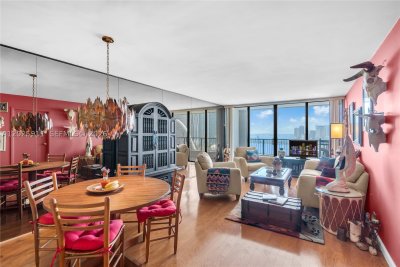 Comprar apartamento en The Venetia 23I