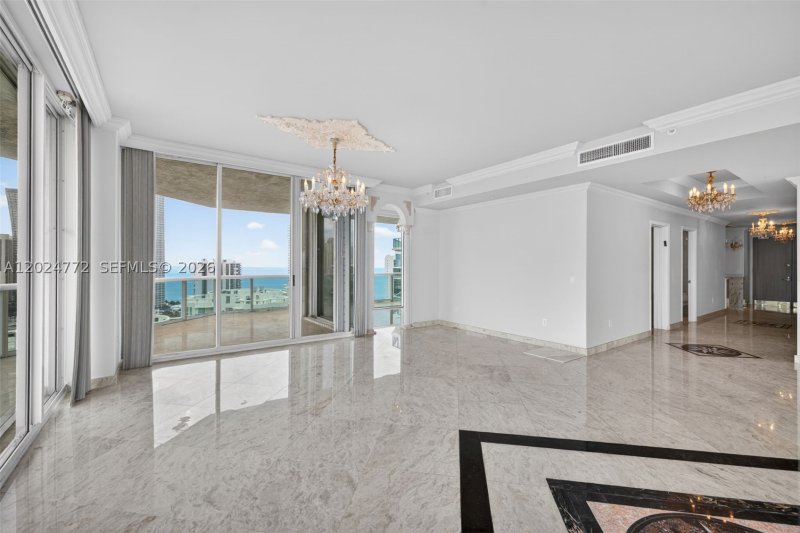 Condo for sale at Oceania 5 TS-3