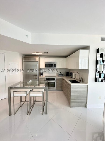 Apartment for rent at Brickell House Condo 3101