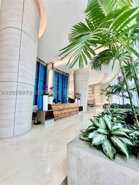 Alquiler de apartamento en Trump Royale 5307