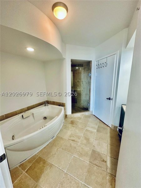Alquiler de apartamento en Trump Royale 5307