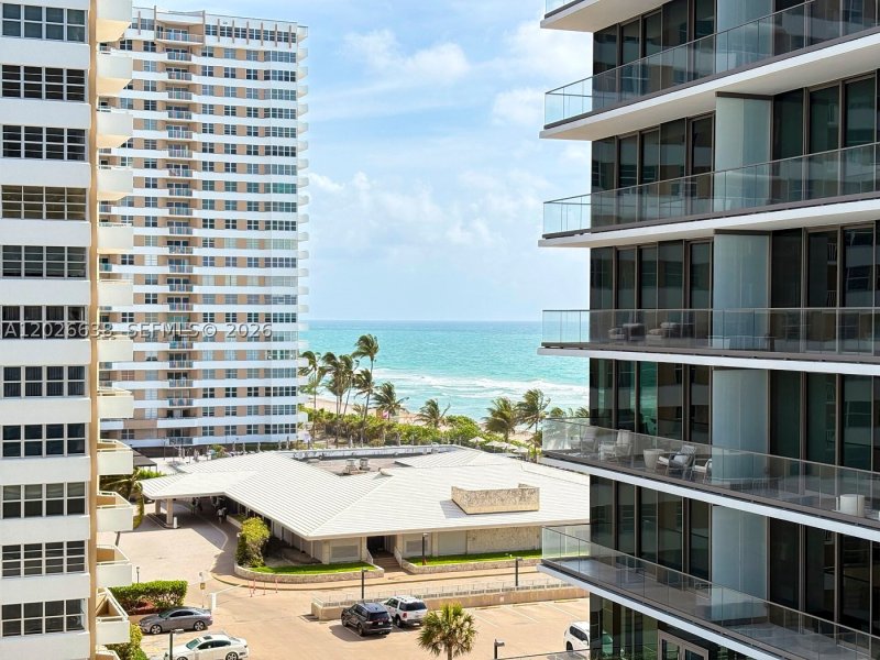 Apartment for rent at Parker Plaza Estates 723