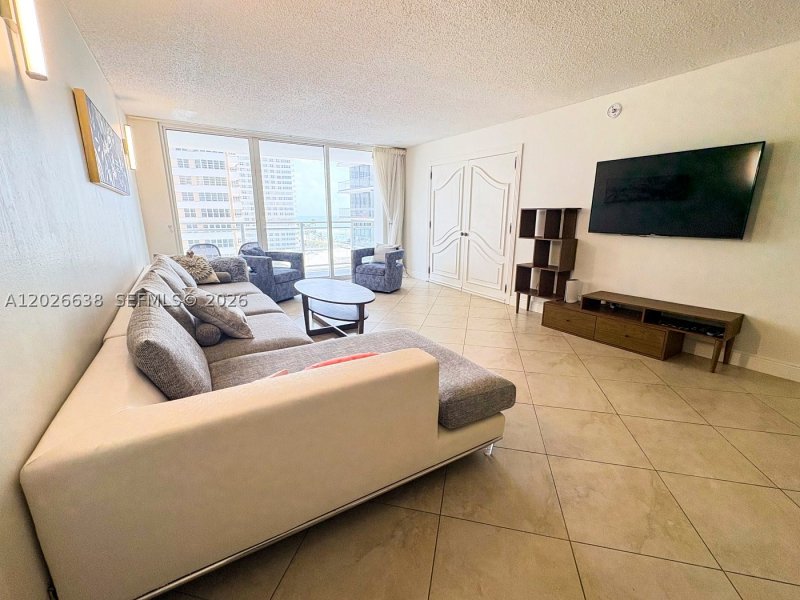 Apartment for rent at Parker Plaza Estates 723