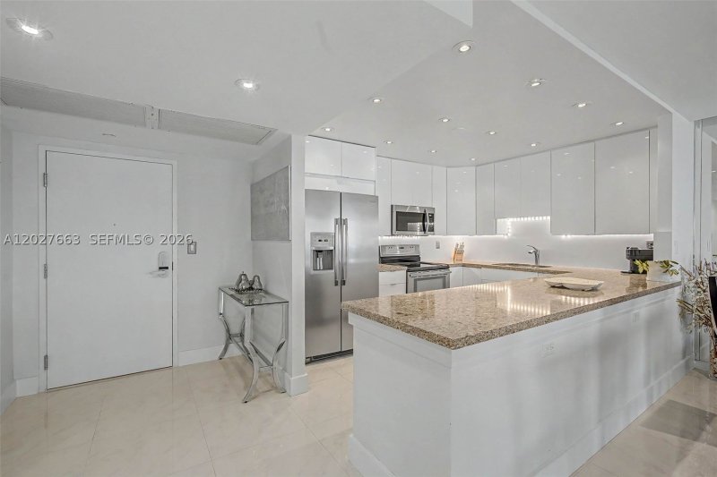 Alquiler de apartamento en Roney Palace 1210