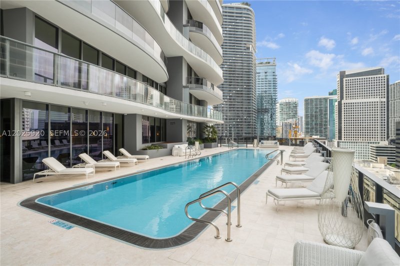 Alquiler de apartamento en Brickell Flatiron 2014