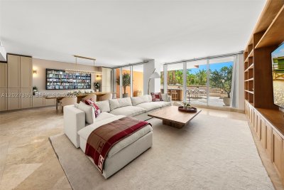Comprar apartamento no Club Tower Two 205/305